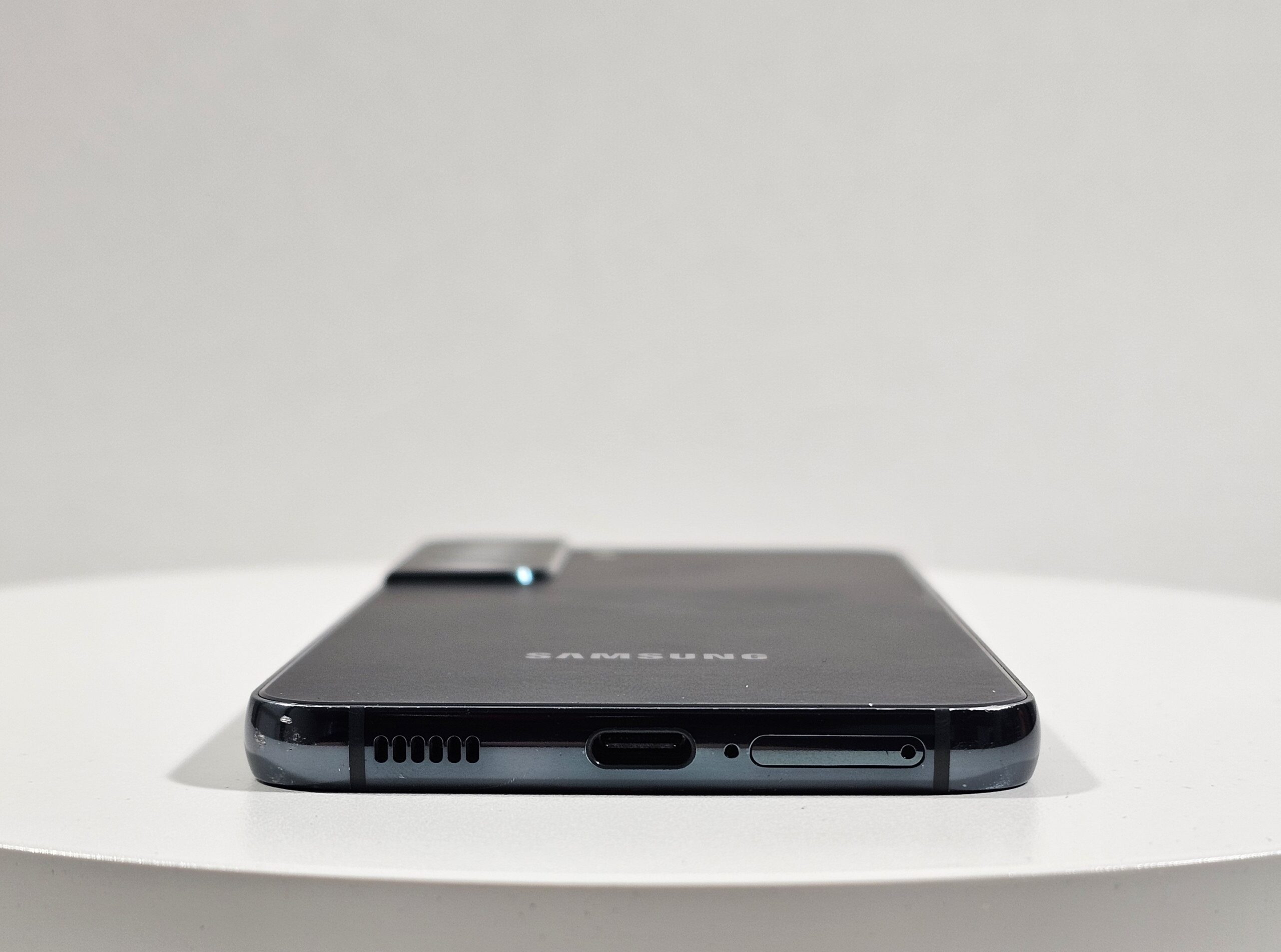 Samsung Galaxy S22 ブラック 本体　箱無し Telefon mobil Samsung Galaxy S22, Dual SIM, 128GB, 8GB RAM, 5G